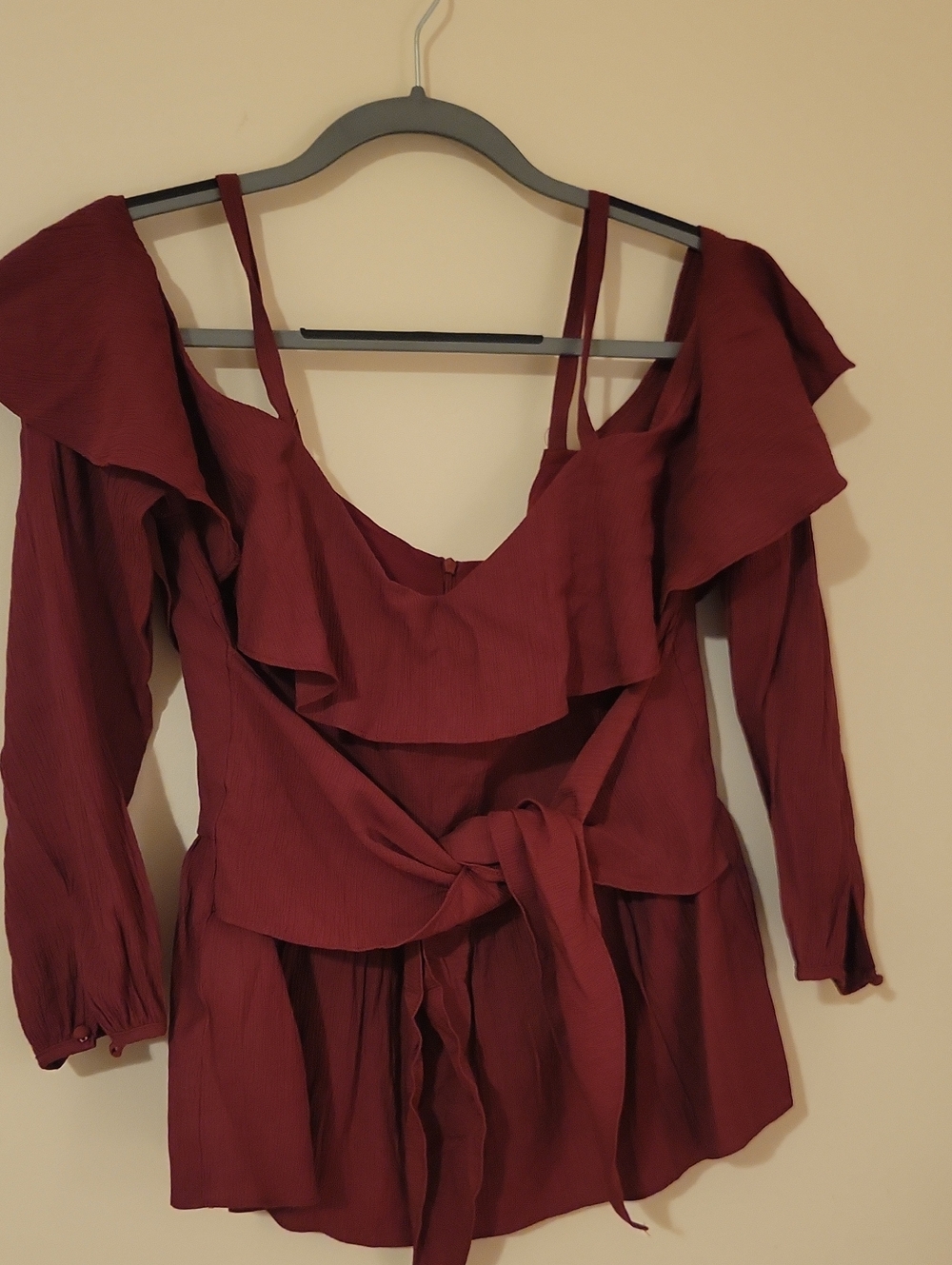 #19G NLT Women's Burgundy Ruffle Top